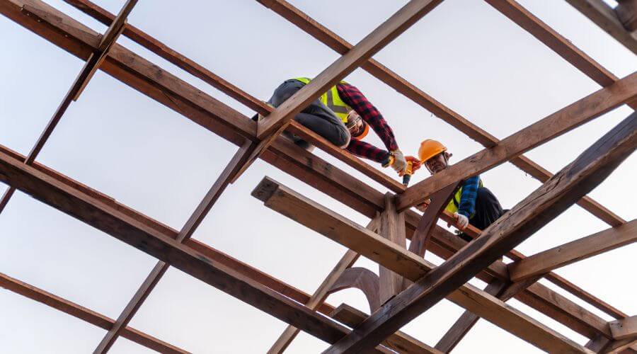 Expert Emergency Roof Repairs services in Arnold, CA